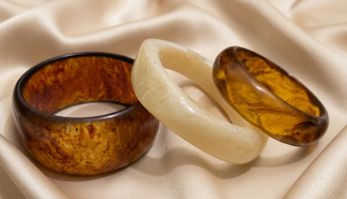 Ivory Dreams Faceted Resin Bangle Set
